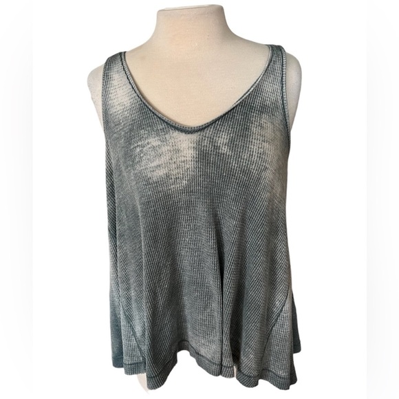 We the Free Kitten Thermal Tank -Medium - Picture 1 of 9
